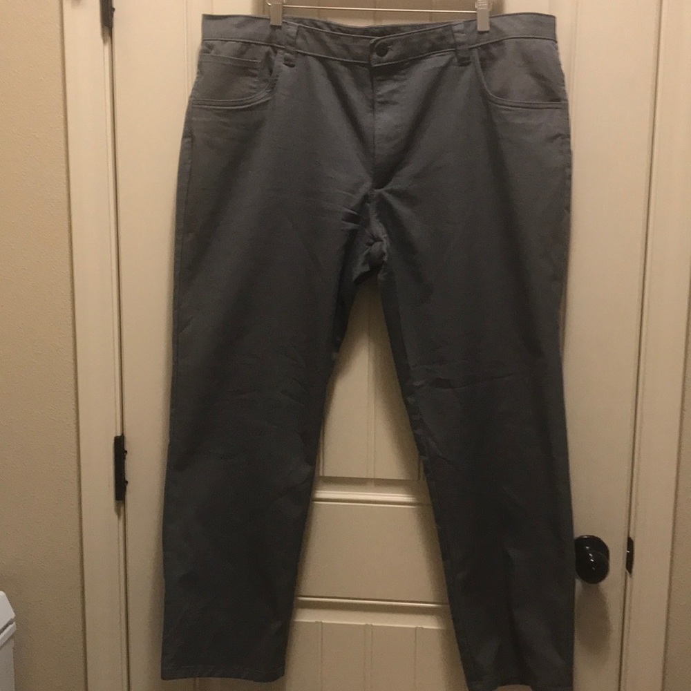 Van Heusen Flex Slim Fit Gray Slacks